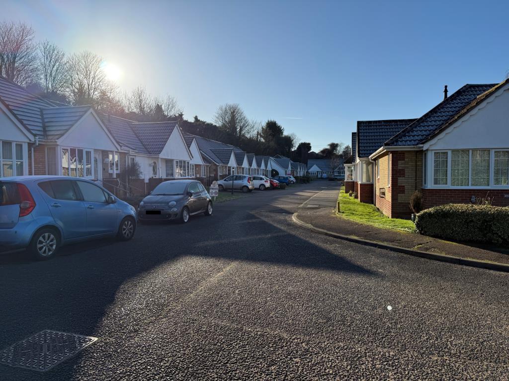 Lot: 9 - FREEHOLD GROUND RENT & UNIT TRANSFER INVESTMENT - General view of the freehold development